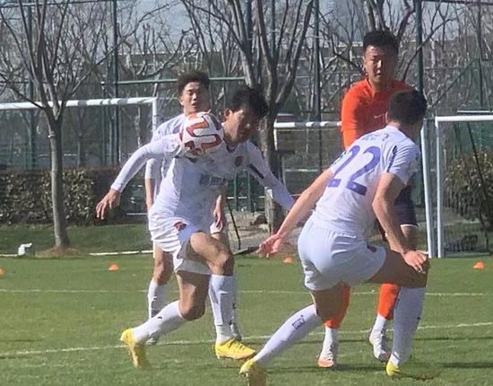 国产一区亚洲二区三区毛片
